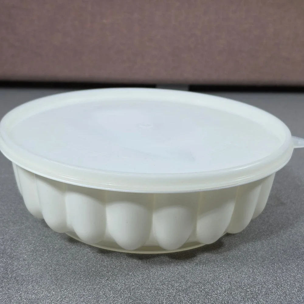 Tupperware Jel-Ring Jello Mold White Excellent Fluted 3-Piece Set‎